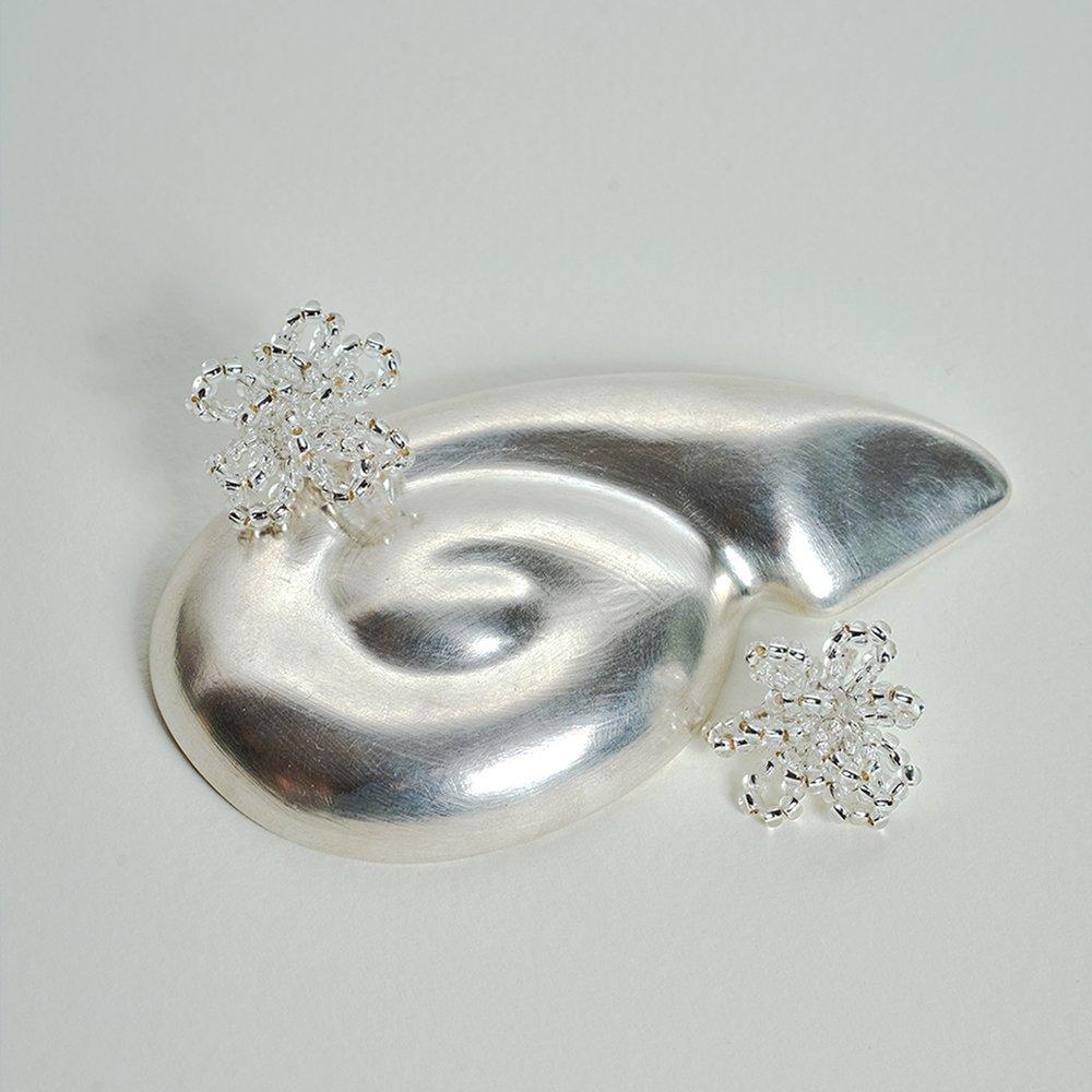 [Hei][Worn by Nam Bo-ra, fromis_9's Park Ji-won, Sojin, and Siyoon]Bead Pop Earring