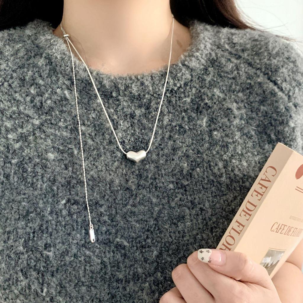 Elegant Heart Pendant Necklace for Women - Adjustable, Versatile, and Trendy Choker or Sweater Chain