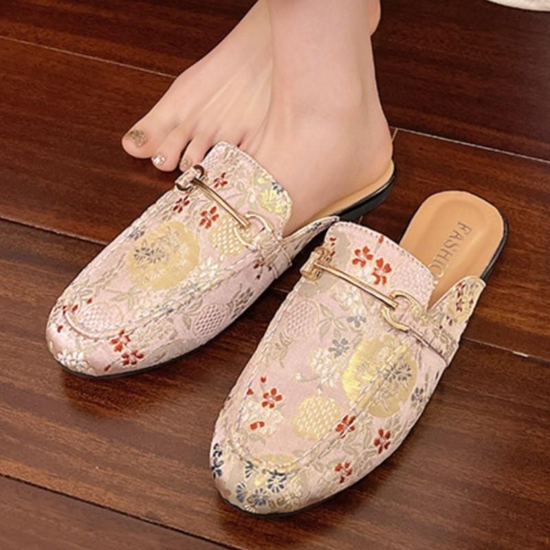 Fashion Plus Size British Style Metal Embroidery Mule Shoes for Women Low Heel Square Toe Slip-On Sandals 2025 Summer Casual Footwear