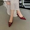 Scarpe con tacco – Scarpe con tacco