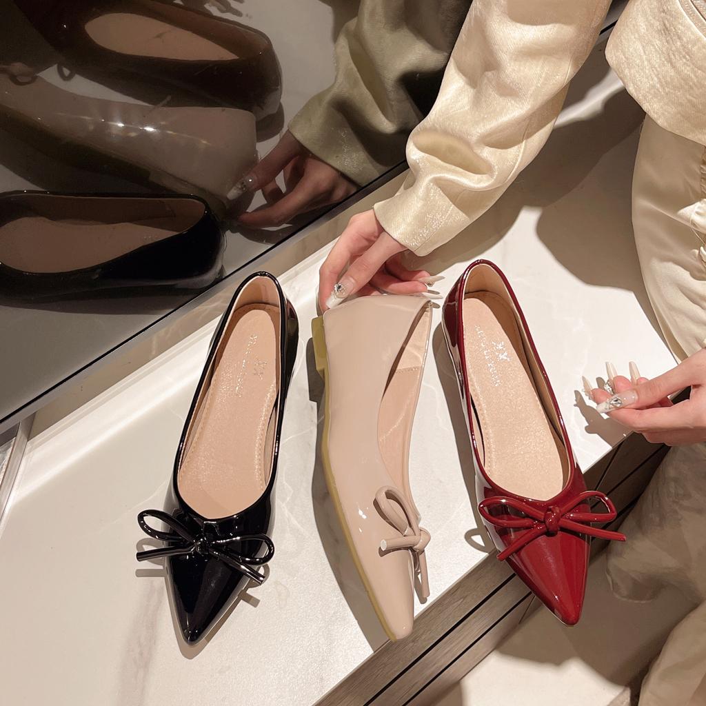 Fashion Spring Autumn Patent Leather Woman Flats Shoes Ballets Metal Buckle Bow Lady Fall Girl Ballerina Dress Pointed Toe Flats Shoes