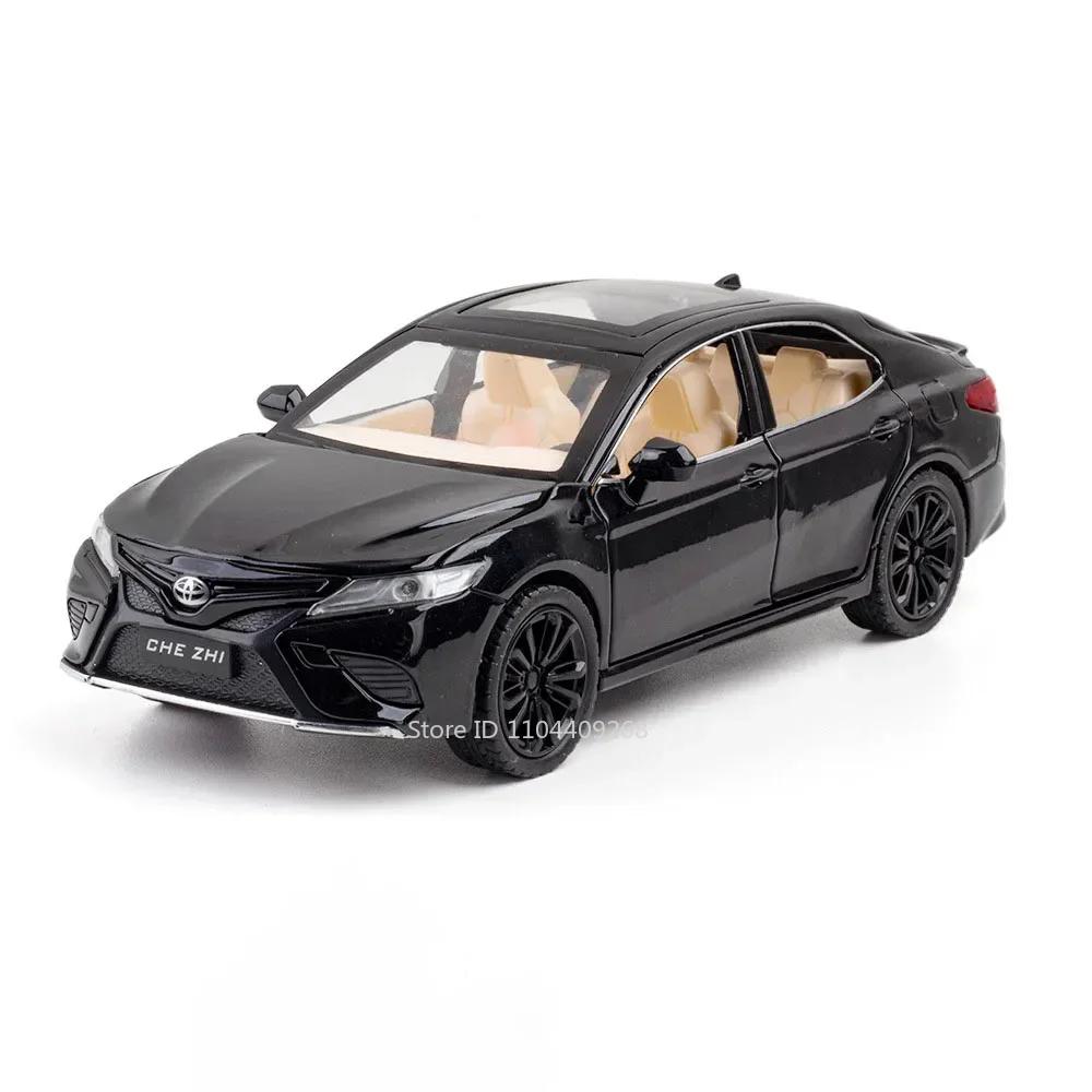 1:24 Scale Land Cruiser LC80 Camry Model Car Toy Alloy Diecast Doors Opened Off-road Vehicles Models Kids Desktop Ornaments