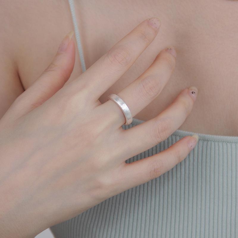 Adjustable Stylish Plain Band Ring for Women: Versatile, Fashionable, Stackable, Cool Style for Index Finger.