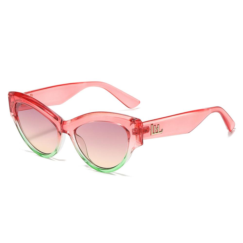 Modern Sunglasses Street Photography Cat Eye Men And Women Sunglasses Model Glasses
