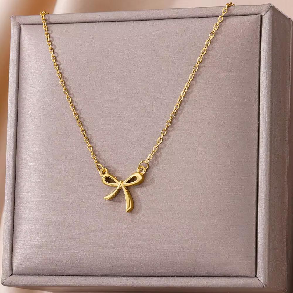 Stainless Steel Geometric Necklace For Women Fashion Sun Sunflower Pendant Clavicle Chain Aesthetic Jewelry Accessories Femme
