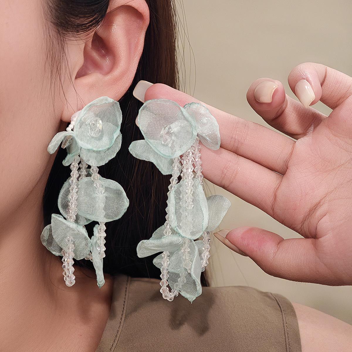 Super Fairy Seaside Vacation Atmosphere Blue Earrings Chiffon Temperament Niche Flower Advanced Design Gentle Earrings