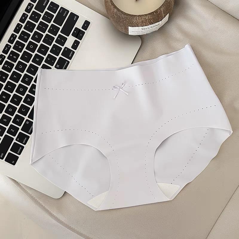 Women's Seamless Underwear Women's Triangle Underwear Women's Ice Silk Underwear