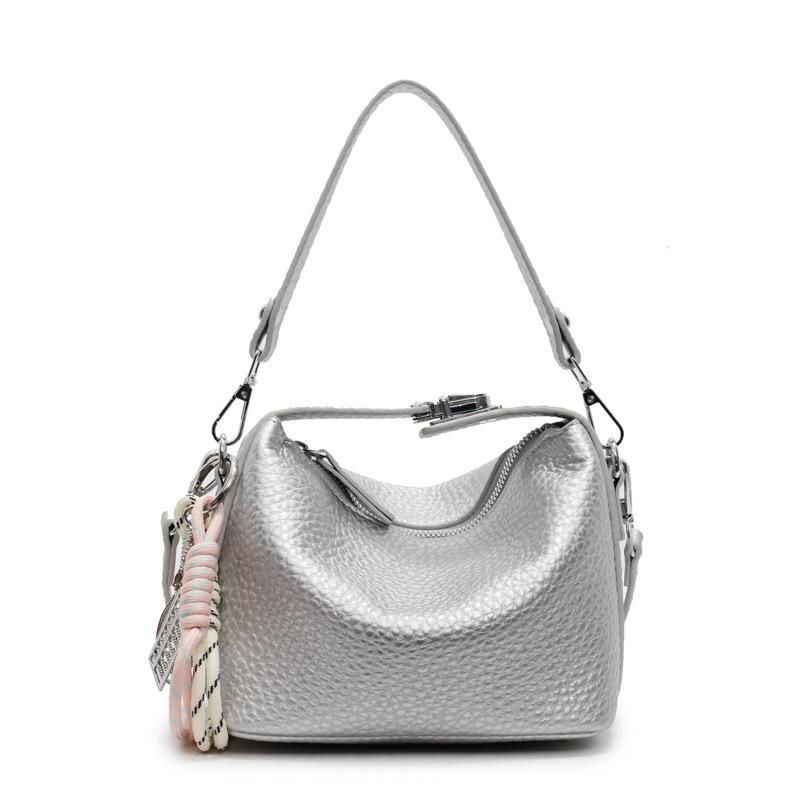 Fashion Large-capacity Handbag Women's New Commuter Casual Versatile Fashion Shoulder Messenger Bag