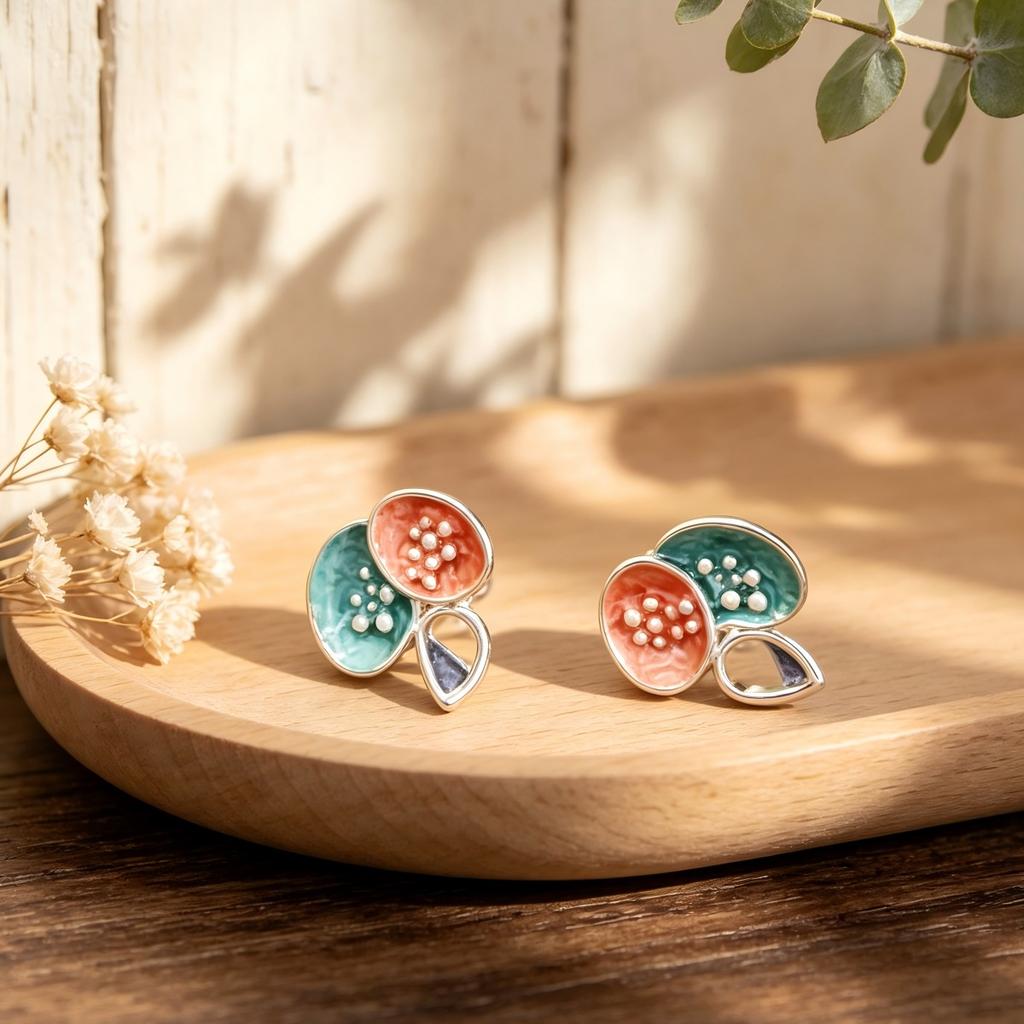 Hot-selling Geometric Splicing Retro Hand-painted Enamel Craft Stud Earrings Niche Personality Literary Flower Earrings
