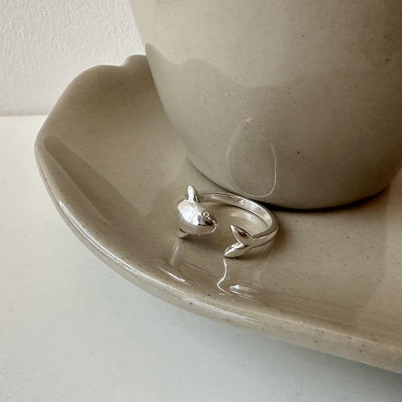 

Современное минималистичное кольцо с китом, уникальный медный дизайн, идеально подходит для повседневных нарядов J3587