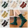 5Pairs Sweet Women Cotton Socks Breathable Autumn Flower Socks Mid Tube Socks Girls Autumn Winter