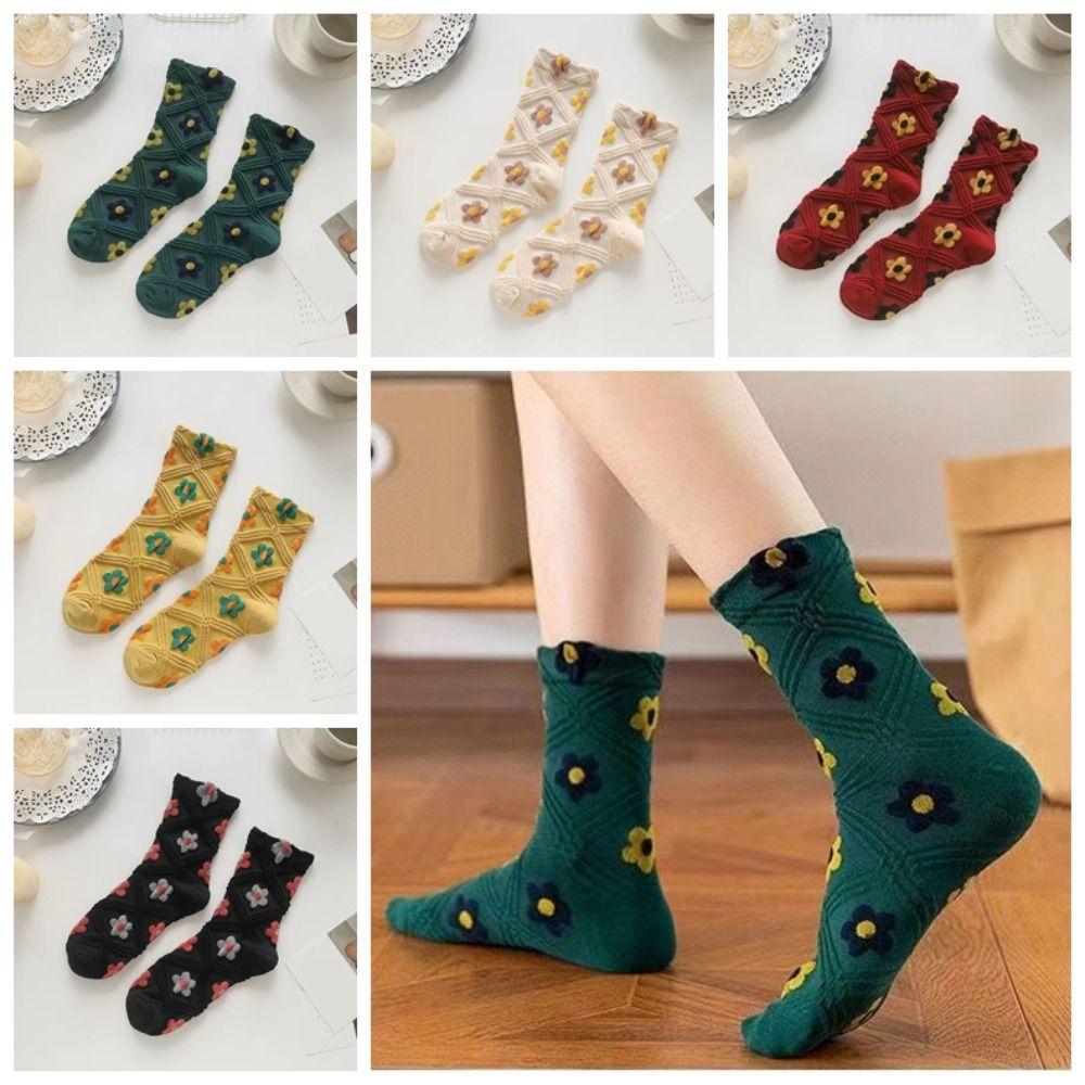 5Pairs Embroidery Women Cotton Socks Breathable Autumn Flower Socks Mid Tube Socks Girls  for Girls