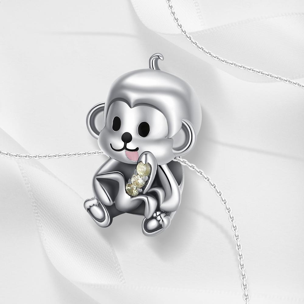 Creative Copper Cute Cartoon Holding Banana Monkey Charm Fit Diy Bracele Women'S Zoo Play Jewelry Accessories