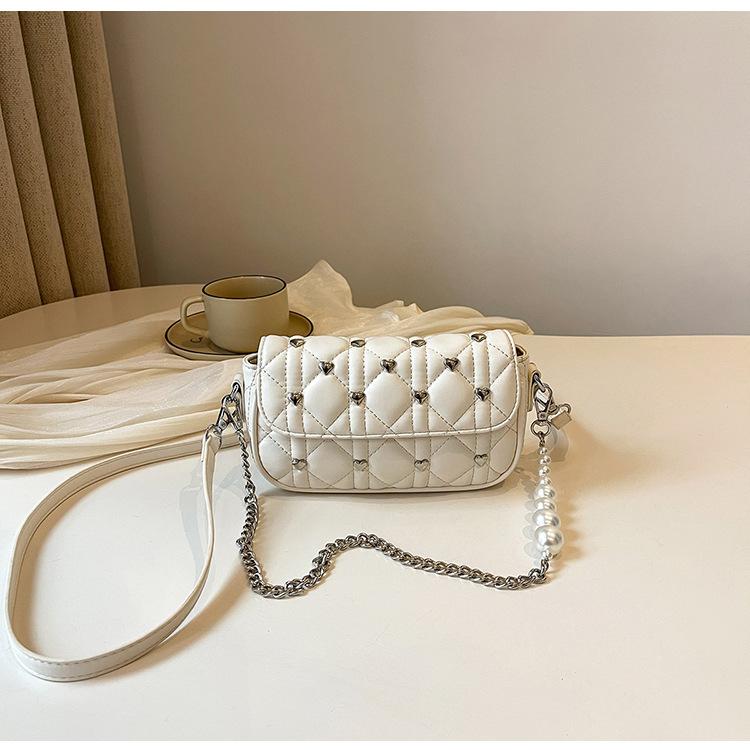 

Сумка через плечо с жемчужной цепочкой и текстурой для женщин Love Texture сумки на одно плечо подмышкой универсальные сумки-переключатели для покупок тренд