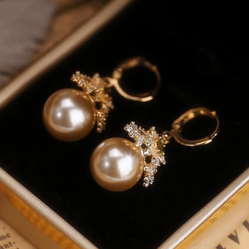 

Французские серьги-клипсы с подвеской из цветка и жемчуга, милые, маленькие, свежие, модные, нишевые, универсальные, уникальные серьги для женщин