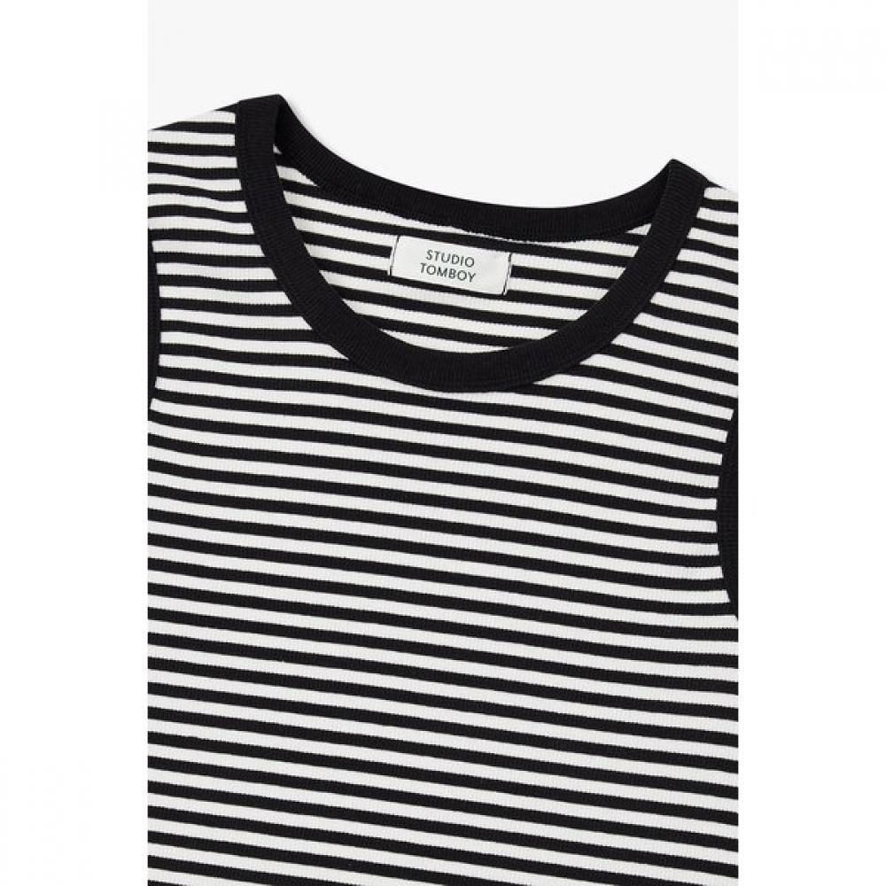 STudio Tomboy Round Neck Sleeveless T shirT  9176222983ar 