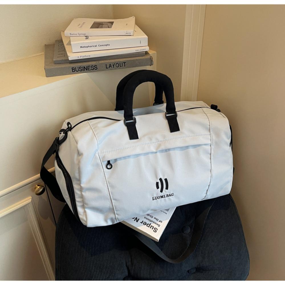 Short trip bag women's new fashion portable fitness bag large capacity wet and dry separation lightweight sports bag maternity bag