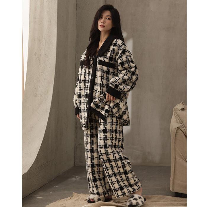 

Коралові оксамитові піжами Жіноча осінь зима Кашемірові та товсті жінки можуть носити теплий домашній комплект одягу, який можна носити поза одягом для сну 3XL