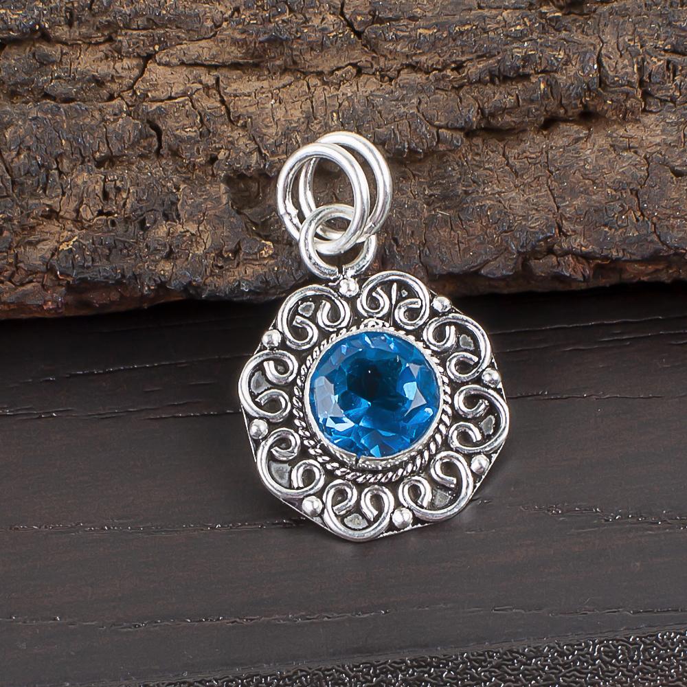 

Кулон с швейцарским голубым топазом, кулон с драгоценным камнем, кулон из 925 стерлингового серебра, ювелирное изделие ручной работы, серебряное украшение для подарка 1.06 Inches синий