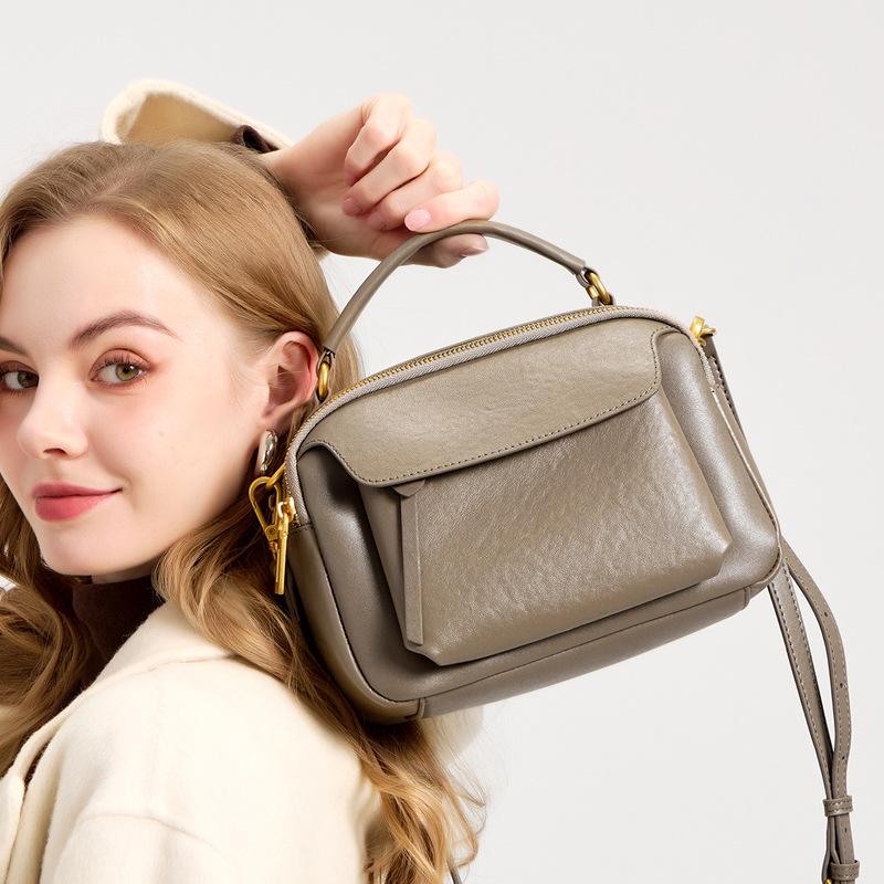 Genuine Leather Retro Shoulder Bag for Women - Vegetable Tanned Cowhide Crossbody Bag, Casual Commute Small Square Handbag