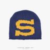 Korean-style color-block S-letter knitted beanie, unisex, for autumn and winter, warm, ear-covering, loose-fitting, and designed to be pulled over