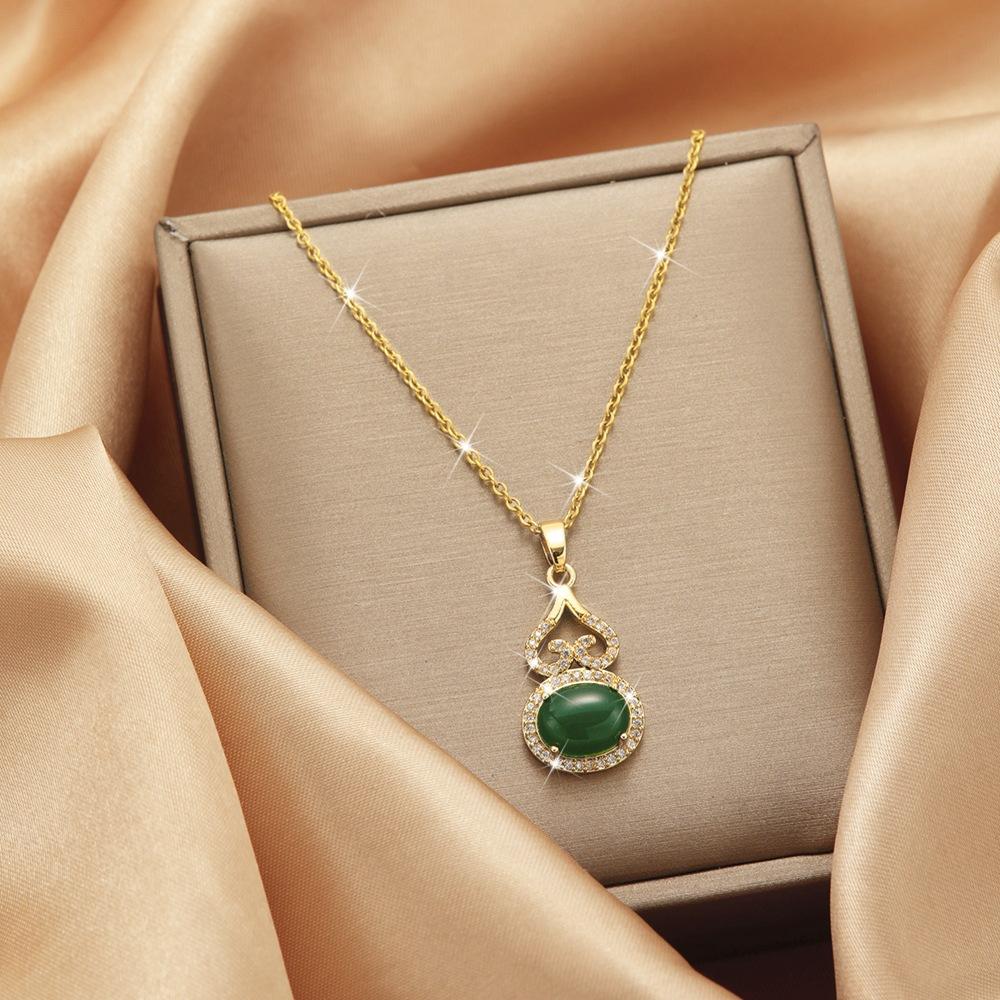 Luxury Shiny Stainless Steel 18k Gold Zircon Heart Butterfly Pendant Necklace Women Boutique Pearl Flower Leaf Necklace for Gift