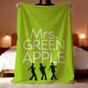 Band M-mrs Green Apple Throw Lightweight 240g Flannel Blanket Soft Skin-friendly for Summer Cooling