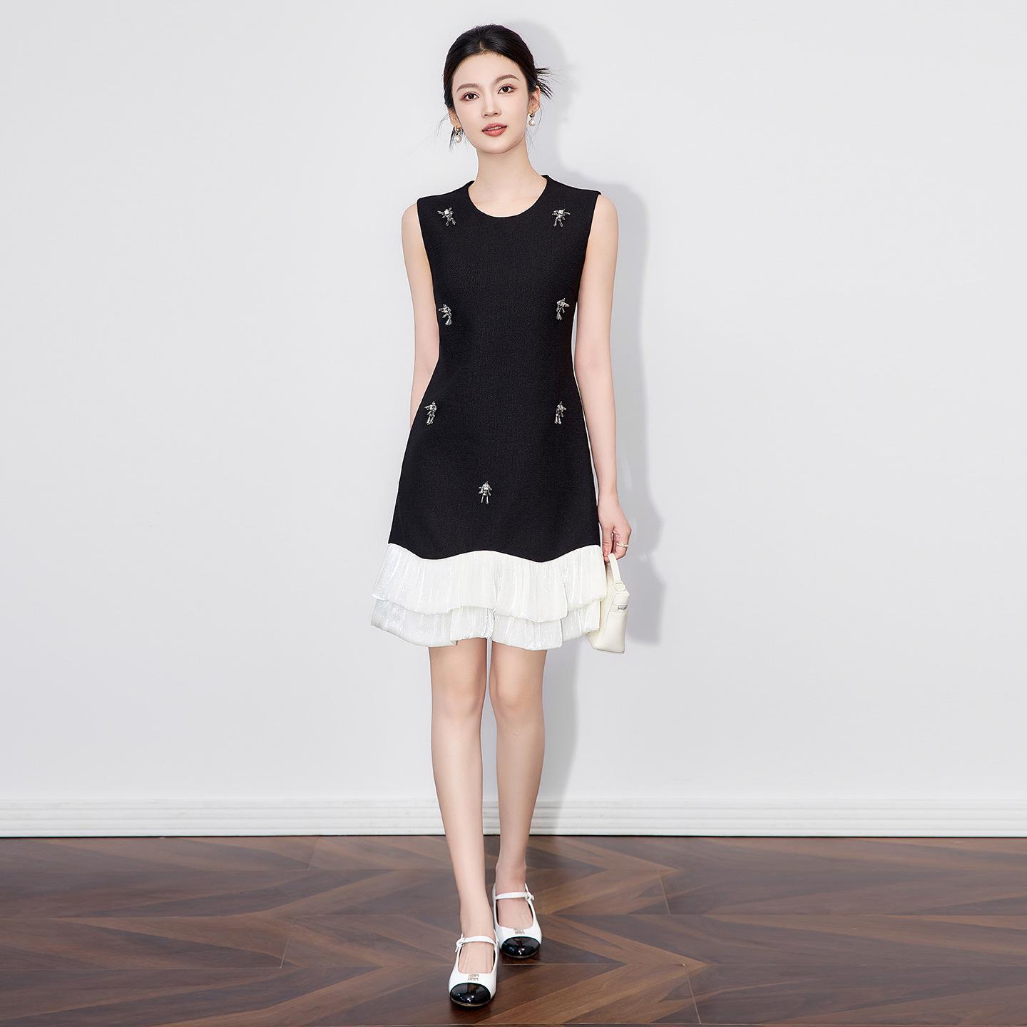 

French High-End Rich Girl Sleeveless Beaded Vest with Lace Dress - Light Luxury Style чорний