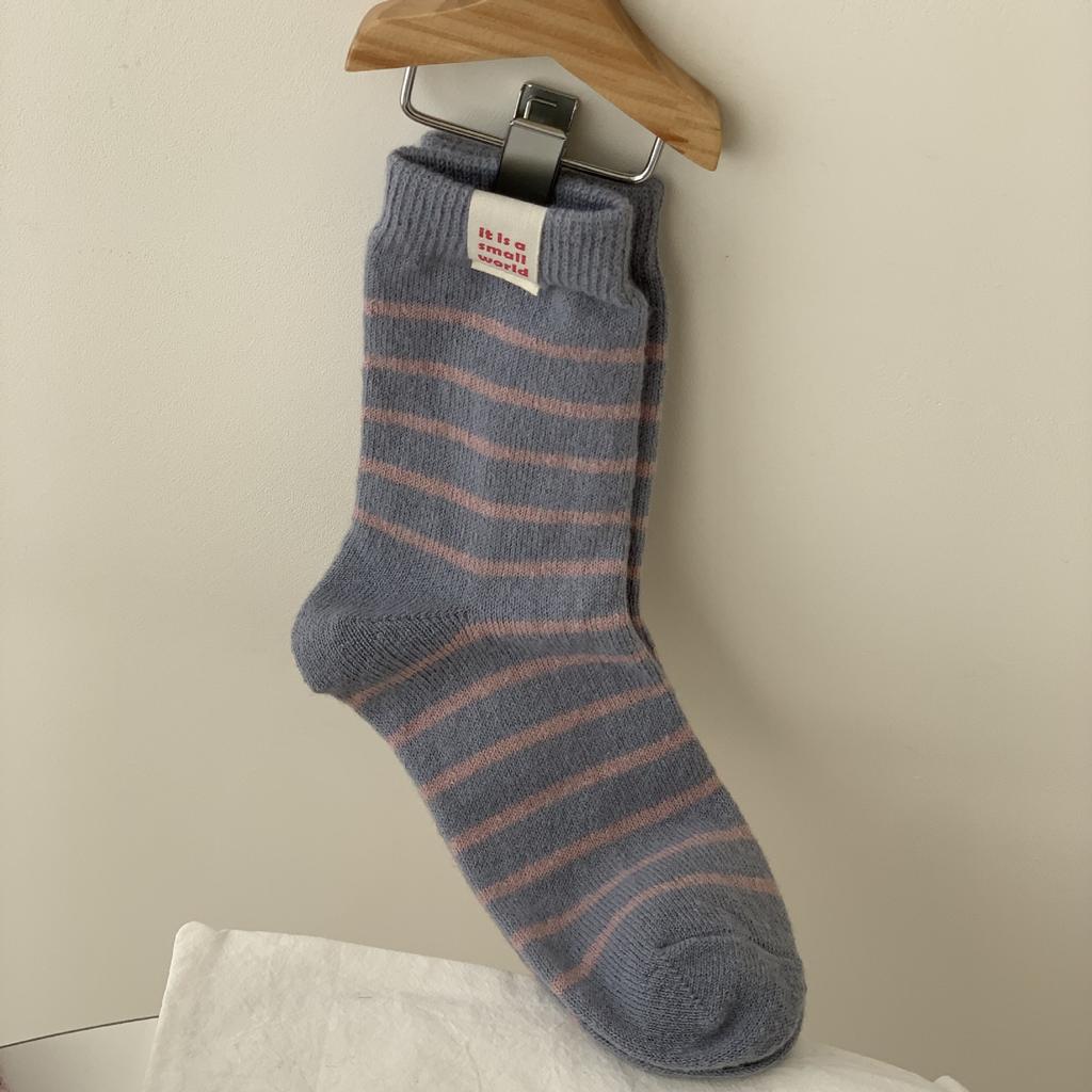 Winter New Products Thickened Cloth Label Color-Blocking Striped Warm Socks Thick Line Contrast Furry Women'S Socks