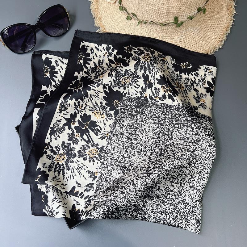 New Women Silk Printed Design Scarf For Women Fashion Neck Tie Hand Bag Foulard Wrist Kerchief Shawl Wraps Hajib Silk Scarves
