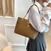 Vintage Large Capacity Old Money Tote Bag, Retro Pictorial PU Leather Shoulder Bag, Women's Casual Handbag For Commute CLE