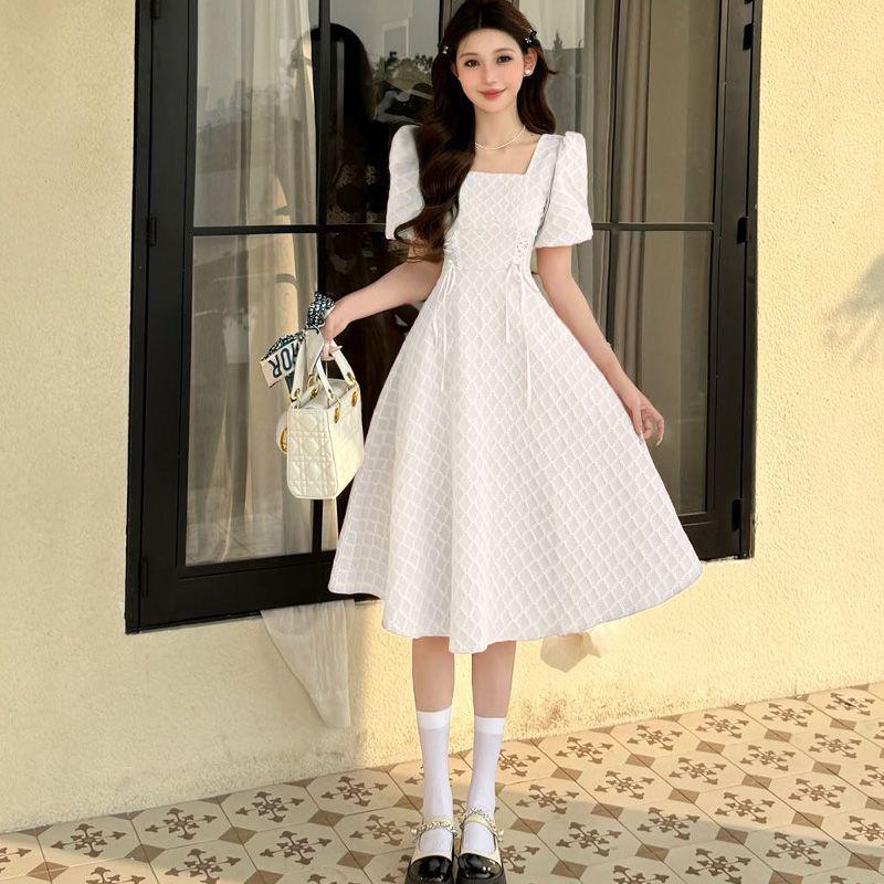 Plus Size Black Square Neck A-Line Dress - Slimming Mature Style for Pear Shapes
