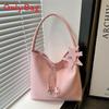 Street Style Woven Tote Bag For Women With Large Capacity And Magnetic Closure