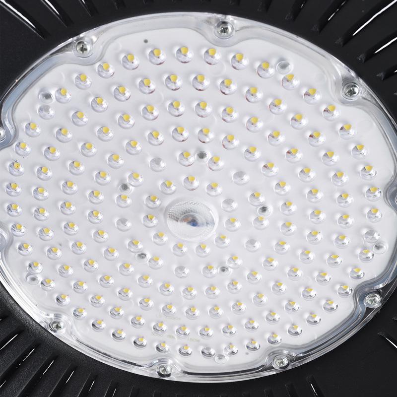 150W High Bay UFO LED Lamp for Badminton Courts, Workshops, and Warehouses