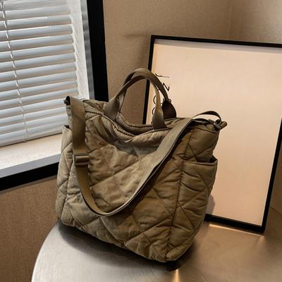 Crossbody kabelky přes rameno s polstrováním pro ženy Zimní nylonová tkanina s diamantovým vzorem Prošívané velkokapacitní nákupní tašky