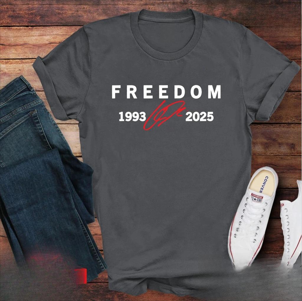 Freedom Red Signature Tričko Charlieho Kirka, Pocta Víra Křesťanská 1993-2025 Tričko Grafická Trička Retro Streetwear Vysoká kvalita