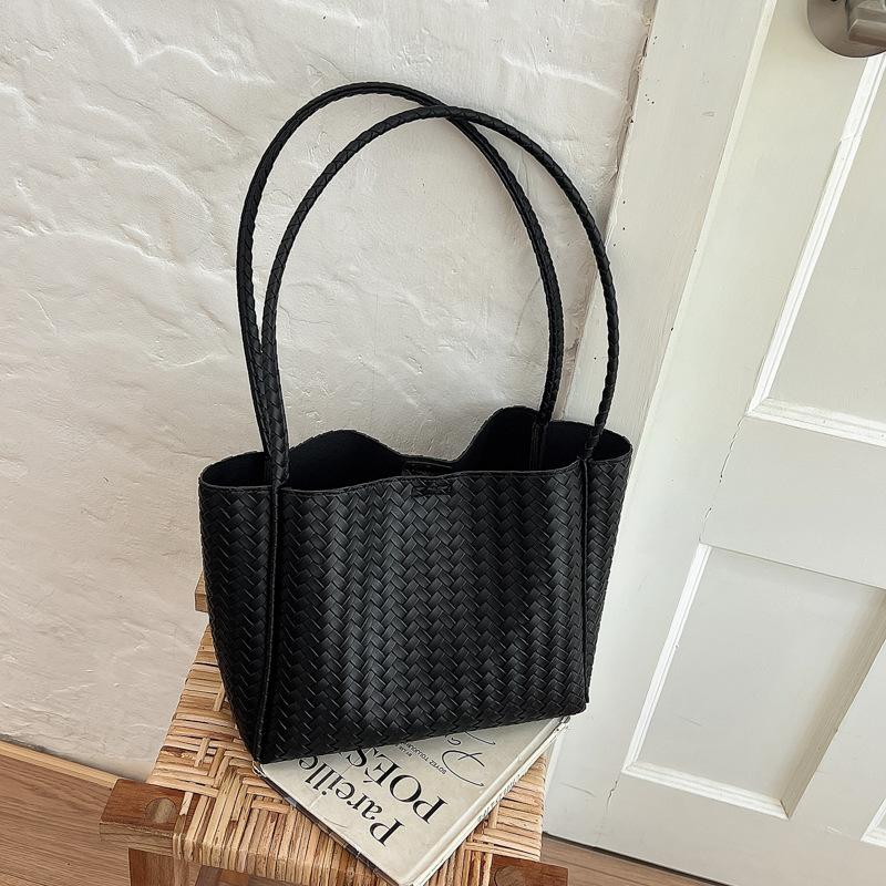 Fashion Tote Bag - Large Capacity Women's Shoulder Bag - Retro Woven Texture Tote Bag