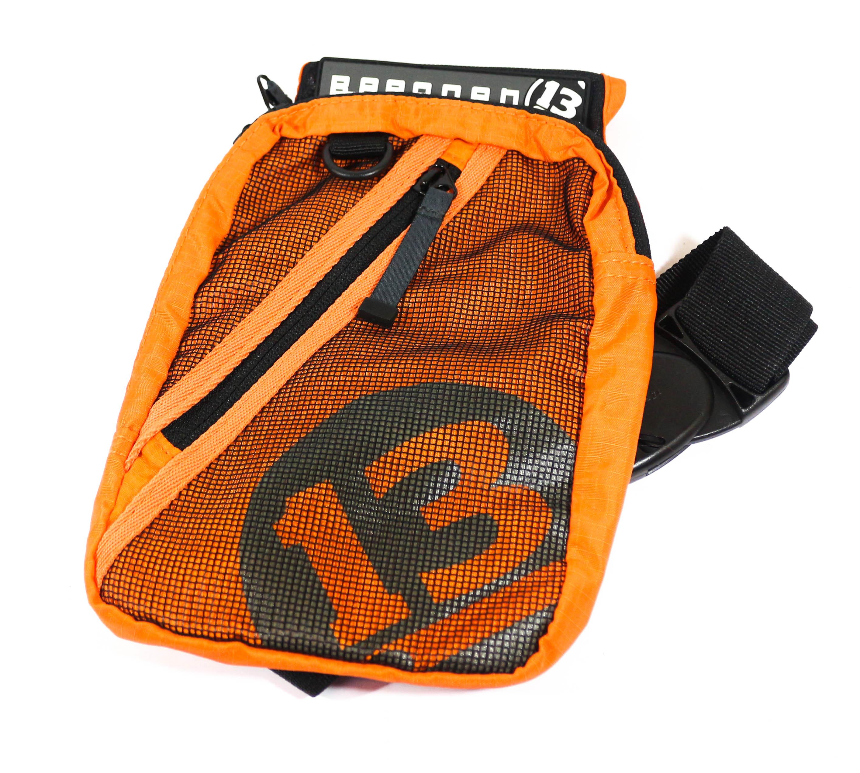 

Набедренная сумка Breaden Momo Light Game 300 x 300 x 50 мм, оранжевая (0011)