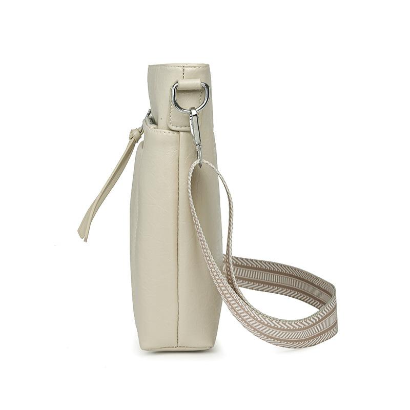 Spring and summer new niche high-end messenger bag versatile commuter travel large-capacity bucket bag