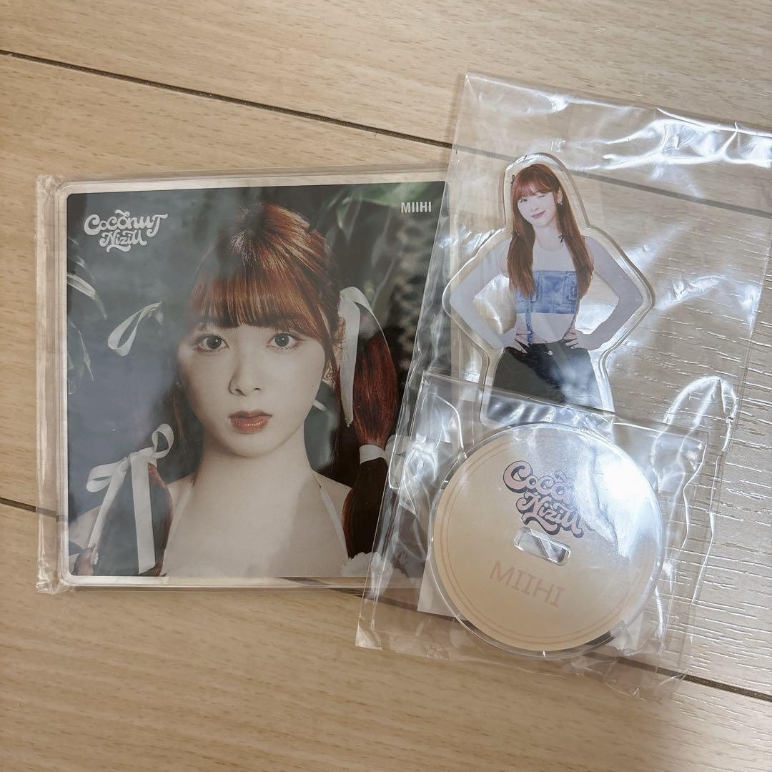 

[USED] NiziU Miihi COCONUT Acrylic Coaster