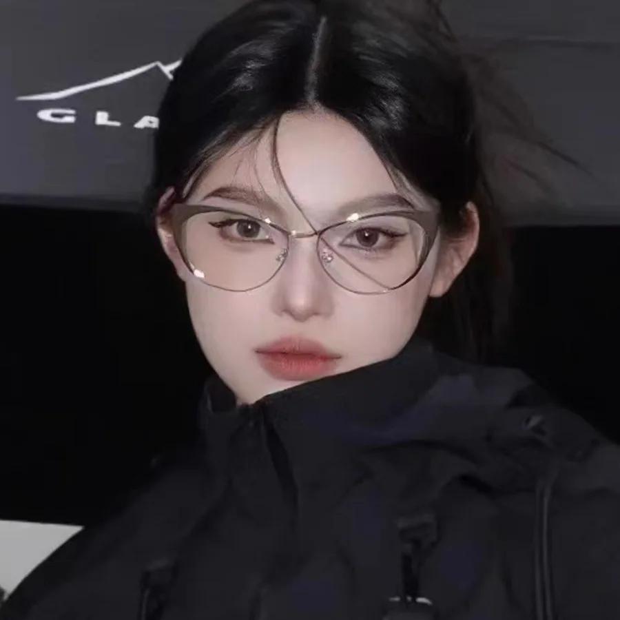New Fashionable Anti Blue Light Metal Frame Myopia Glasses Trendy Cat Eye Frame Pc Ultra Light High-Definition Myopia Glasses