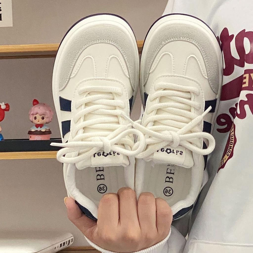 Koreanischer Milch-Fufu Damen Herbst neue Plateau-Freizeit-Board-Schuhe runde Zehen Brotschuhe