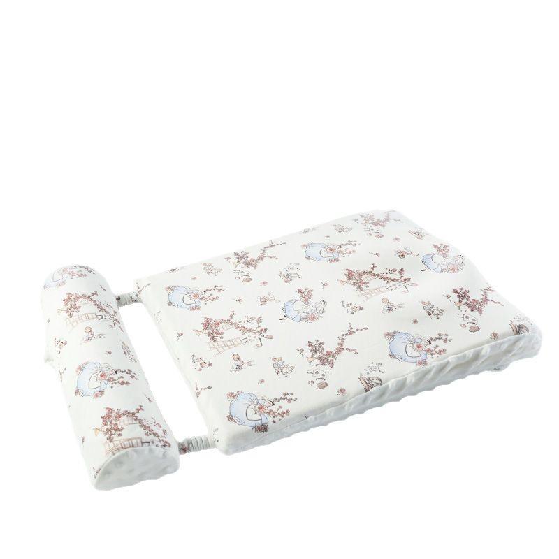 Baby Anti-vomiting Slope Cushion and Pillow for Newborns, Anti-colic and Anti-gas Two-in-one Feeding and Sleeping Aid