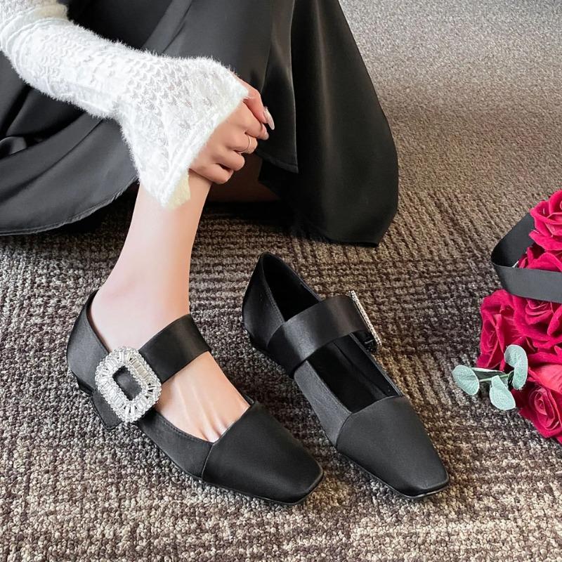 2025 New French Square Head Shallow Mouth Single Shoes Rhinestone Word Belt Low Heel Mary Jane Shoes Women