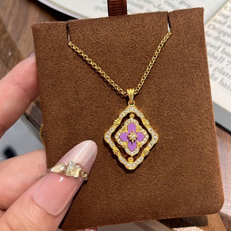 French Antique High-End Sense Versatile Rotating Double-Sided Four-Leaf Clover White Shell Necklace Light Luxury Design Court Style Collarbone Chain