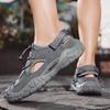 Klassische graue Wandersandalen Herren Sommer Mesh Outdoor Strand Herren Sportsandalen Plateau Atmungsaktiv Ausgehöhlt Wanderschuhe Mann