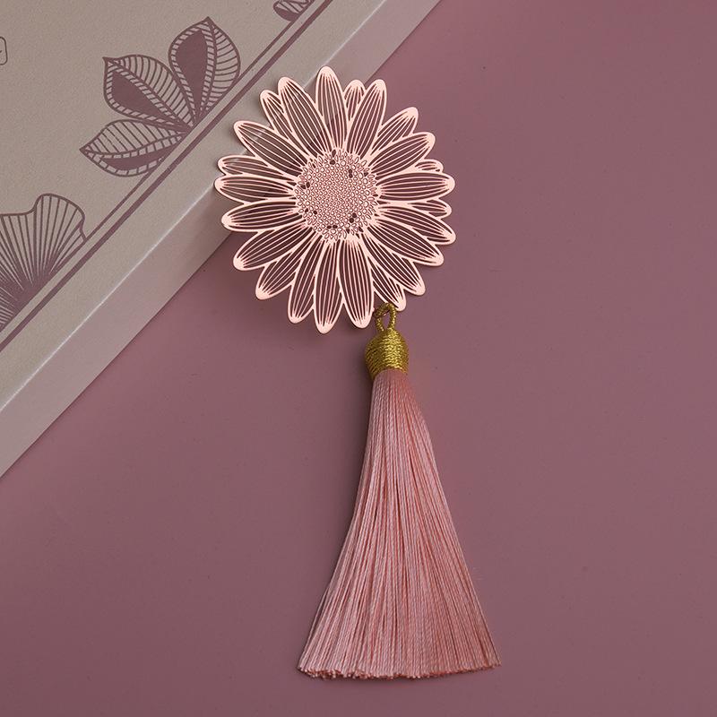 1Pc Golden Retro Art Metal Plant Vein Bookmark with Tassel Reading Book Accessories Index Tab Fringe Gift for Teachers Students