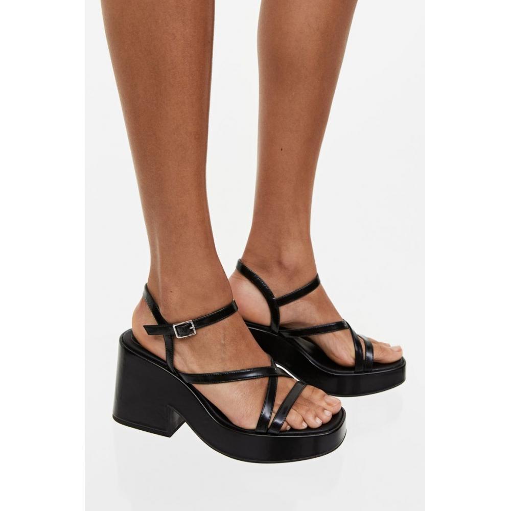 

Босоножки на платформе HM черные