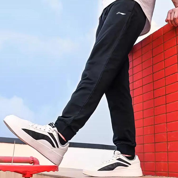 Li Ning Plain Casual Knitted Breathable Sports Pants Men bottoms Black AKLS449-1