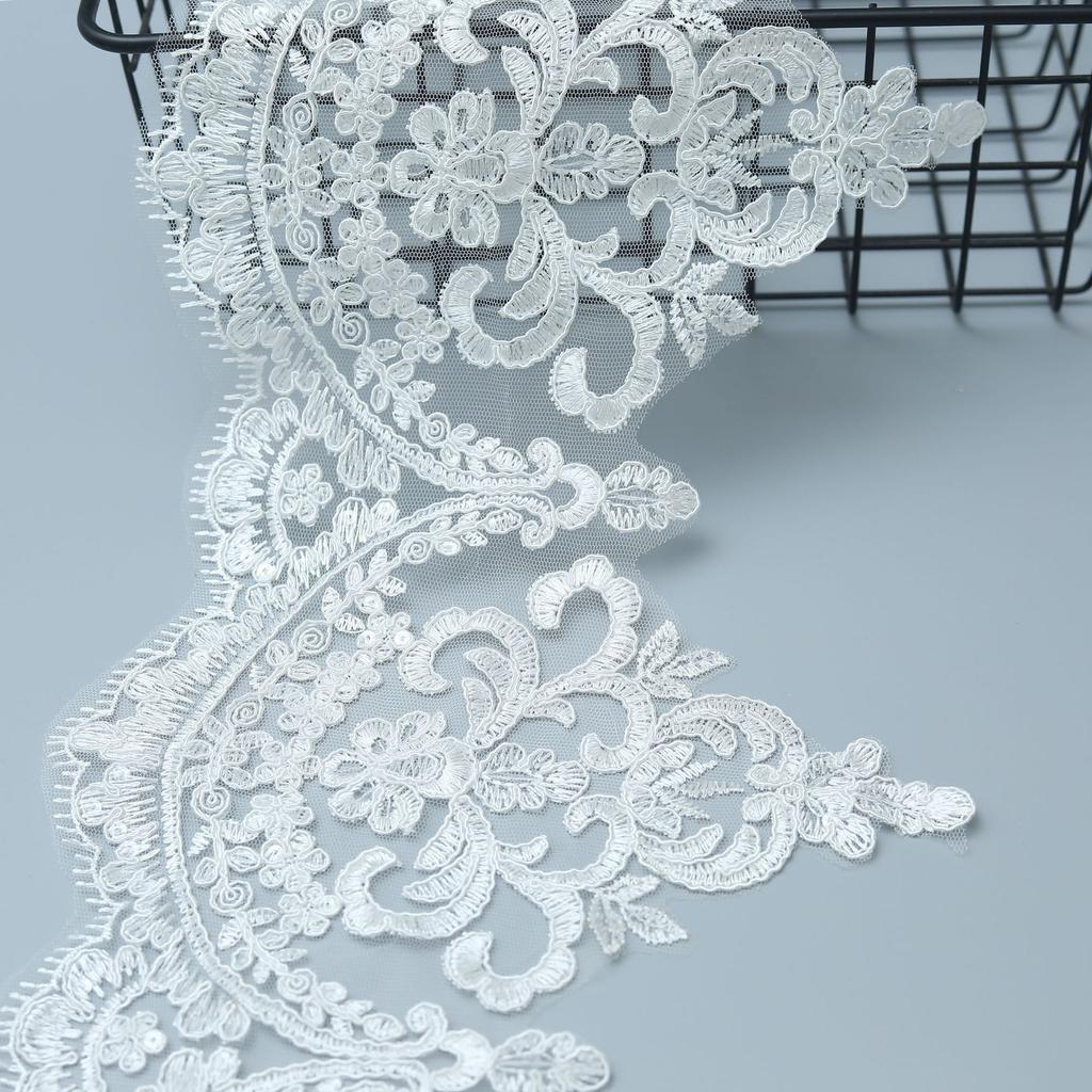 Car Bone Lace Eyelash Lace Wedding Dress Children'S Clothing Hanfu Women'S Clothing Mother Clothing Accessories